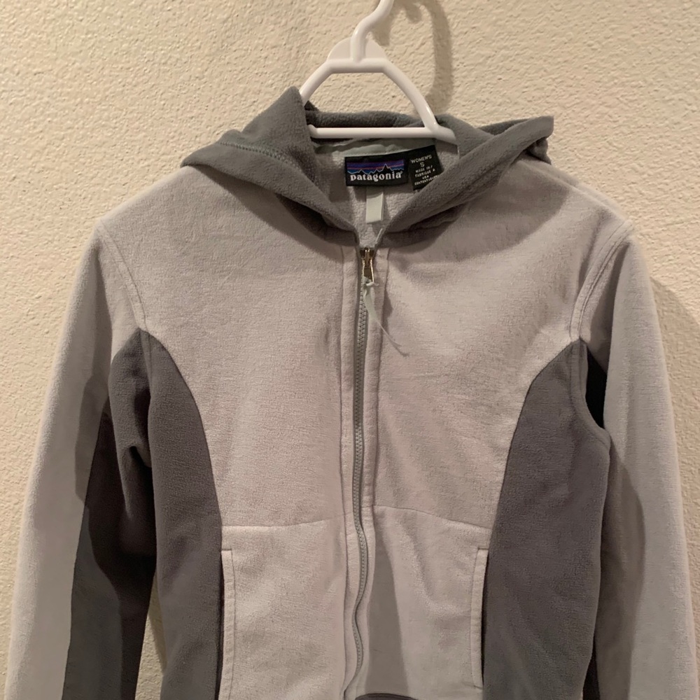 Patagonia zip up fleece hoodie- women’s small
